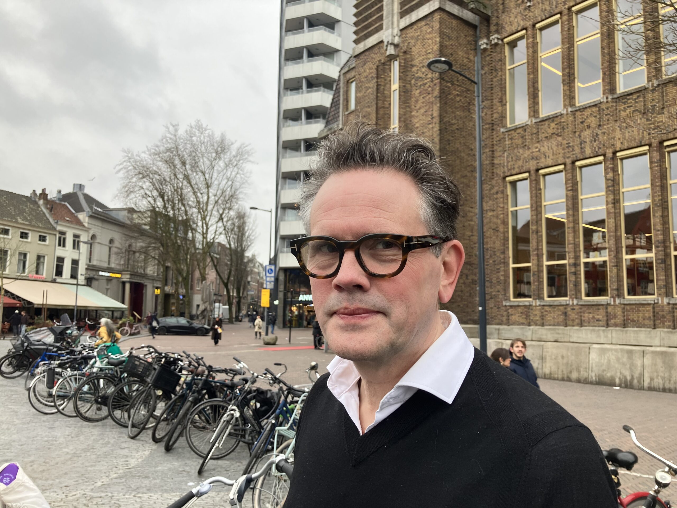 Domstad vertrekhalte in De Trans Brabant Express van Willem van Zeeland: 'Utrecht in 30 jaar veel in